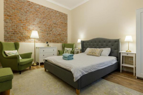 Beautiful Apartment in Heart of Historical Center